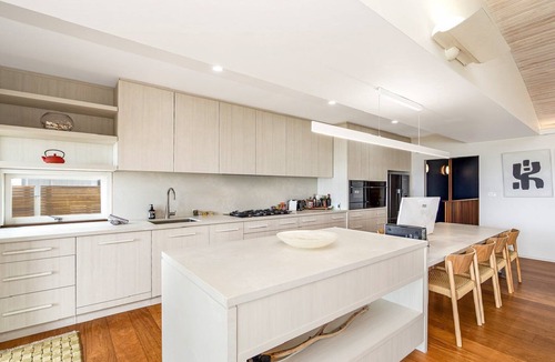 Pearl Beach House | Pearl on the Beach by HolidayCo.
