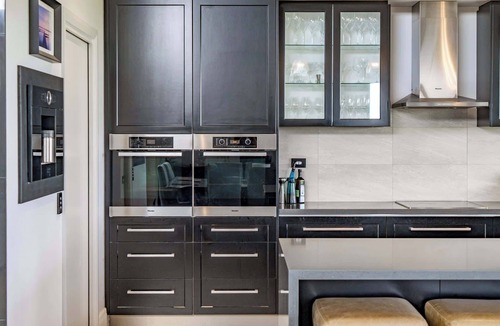 Alexandrina House | Pelican Point - 70D Thorpe Road, Clayton Bay