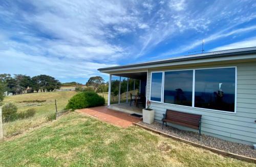 Central Coast Council House | Penguin Seaside Farm