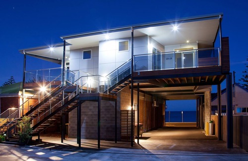 Penguin Apartment | Penguin Waterfront Escape