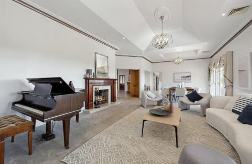 Somerville House | Peninsula Farm Stay
