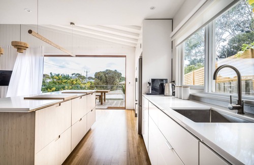 Rosebud House | Peninsula Luxurious beach house