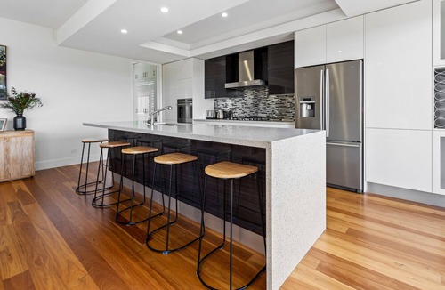 Fingal House | Peninsula View House by Ready Set Stay