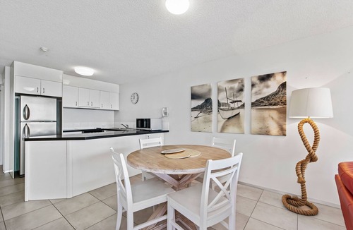 Mooloolaba Apartment | Peninsular Beachfront Resort