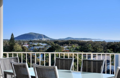Mudjimba Apartment | Penthouse - Private Rooftop Spa