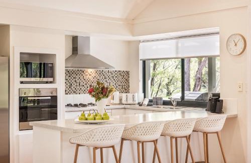 Quindalup House | Peppermint Retreat - perfect rural getaway
