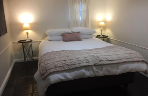 Upper Wakefield House | Peppertree Cottage in a beautiful Rural Setting