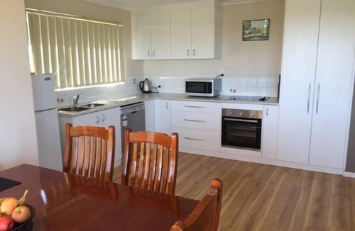 Peppermint Grove Beach House | Peppi Beach Holiday House