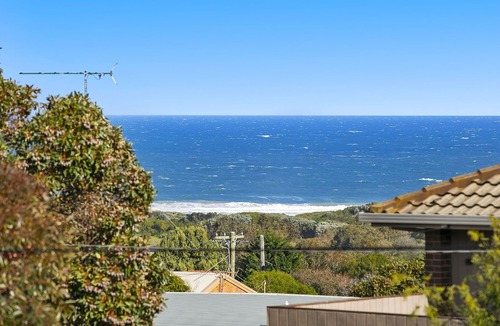Jan Juc House | Percy's Beach House with Ocean Views and Spa - Jan Juc