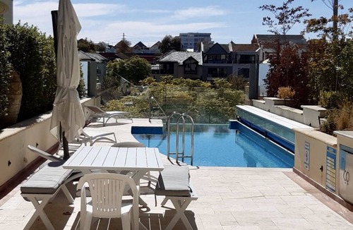 East Perth Apartment | Perfectly situated at Claisebrook Cove, fresh Studio apartment, with pool access