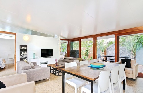 Aldinga Beach House | Perla Del Mare ~ Aldinga Beach - Private Oasis just a 3 min Walk to the Beach