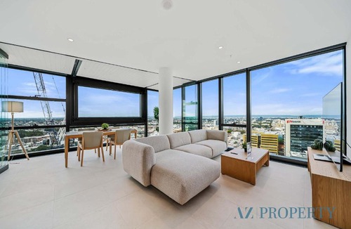 Perth Central Business District Apartment | Perth Luxury Apartment with Pool & Gym Modern Living in the City Centre