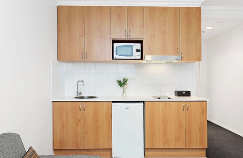 Perth Central Business District Apartment | Perth's Premier King Deluxe