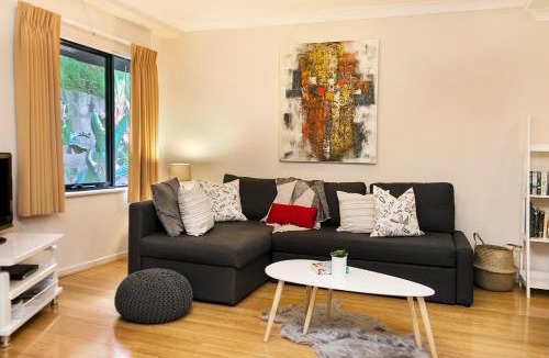 Perth Central Business District Apartment | Perth Short Stays