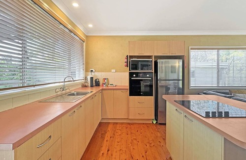 Wimbie Beach House | Pet-Friendly 2-Bed Beach House with Garden & BBQ