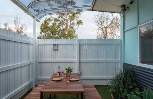 Tootgarook House | Pet friendly beach home #1 - 250m flat walk to beach & Capel Sound boat launch