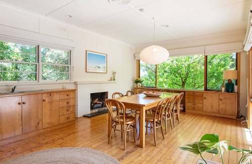 Merricks Beach House | Pet Friendly - Chilled Vibes at Merricks Beach