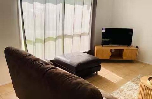 Elliott Heads House | Pet Friendly Coastal Stay Near The Beach.