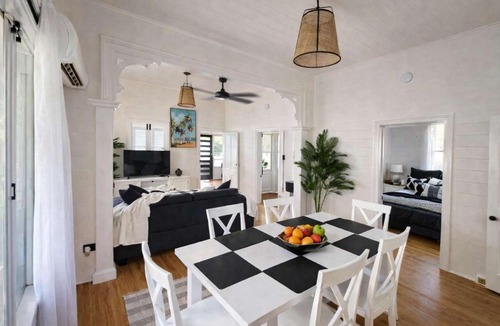 Railway Estate House | Pet-Friendly Family Home Near Stadium,Townsville