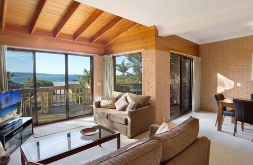 Pambula Beach House | Pet friendly school holidays escape
