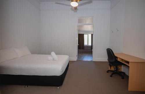 Roma Hotel | Pete's Place Roma