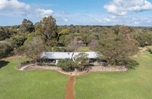 Yallingup Cabin | Petra Olive 2 - One Bedroom Apartment, Sleeps 2