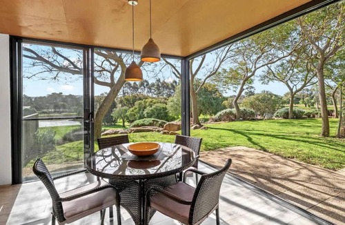Yallingup House | Petra Olive 4