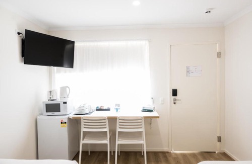 Petrie Hotel | Petrie Mill Motel