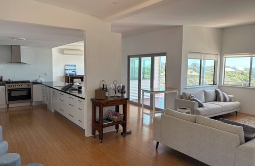 Peppermint Grove Beach House | PGB VIEWS
