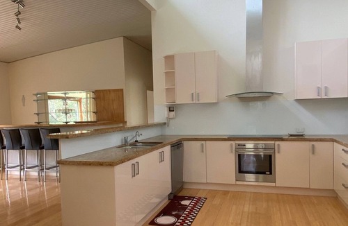 Warburton House | Philyn's Mountain Escape, Warburton