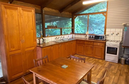 Palmwoods House | Piccabean Cottage - Palmwoods Eco Escape