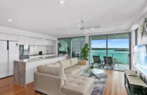 Maroochydore Apartment | Picnic Point Panoramic Views