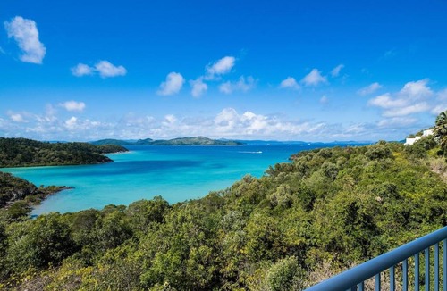 Shute Harbour House | Picturesque on Passage - Shute Harbour