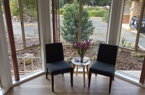 Ballan House | Picturesque Rural Property in Ballan - 4br, Spacious Alfresco