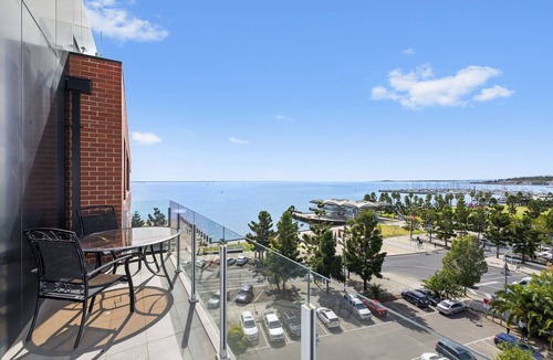 Geelong Apartment | Pier Point 105