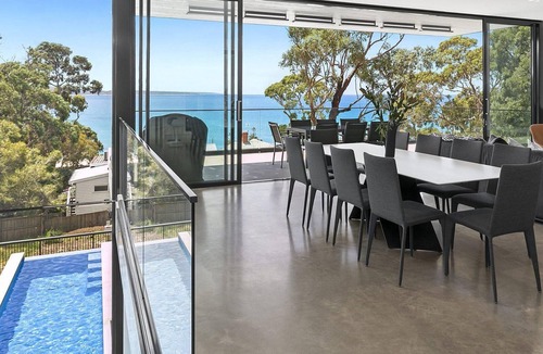 Lorne House | Pierview - Architecturally Designed, Infinity Pool, Complete Luxury