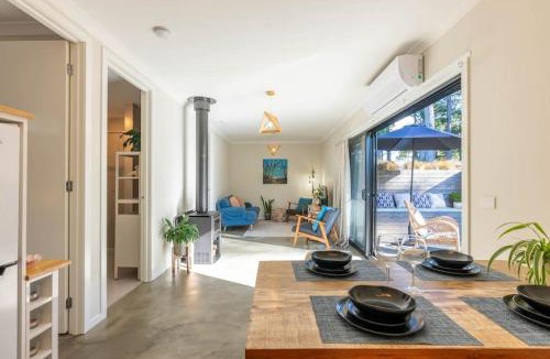 Balnarring House | Pine Beach Guest House in the Heart of Balnarring
