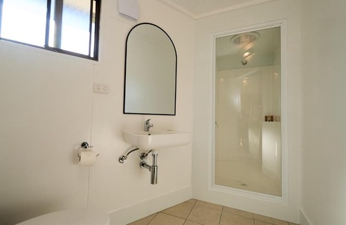 Moorak House | Pine Country Caravan Park