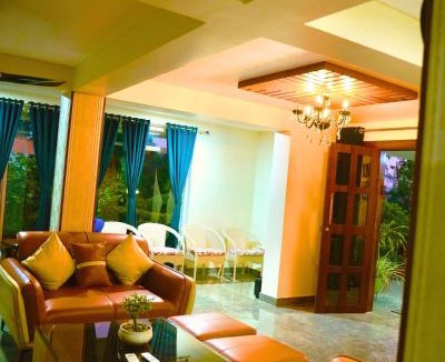 Latehar Hotel | Pine Tree Resort Betla