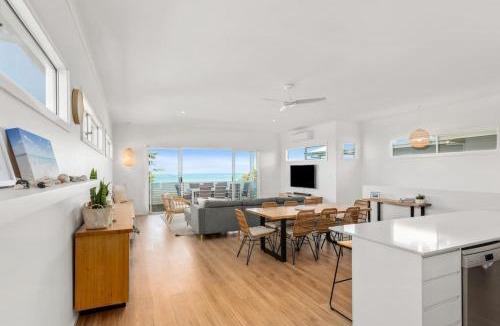Hayborough House | Pipe Dreams - Stunning Ocean Views by Victor Harbor