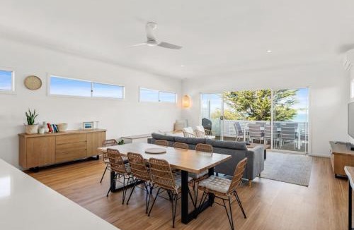 Hayborough House | Pipe Dreams - Stunning Ocean Views by Victor Harbor