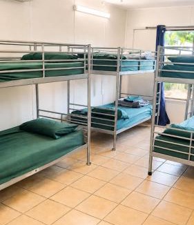 Rainbow Beach Hostel | Pippies Beachhouse Backpackers