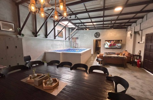 Malacca City Hostel | Pirate's Cove Hostel