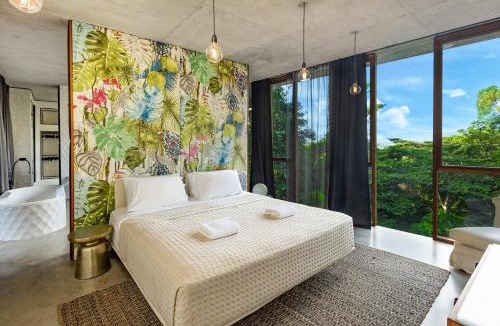 Cairns Villa | Planchonella House - Eco Stay de Luxe
