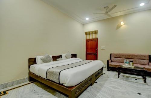 Jaipur Hotel | PLAY HOTEL ELYSIUM couple friendly