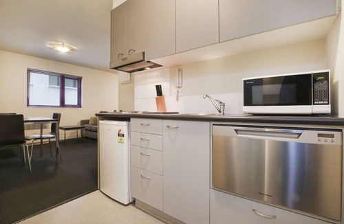 Carlton South Hotel | Plum Carlton Serviced Apartments