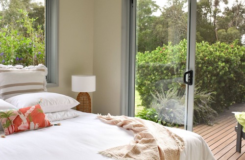 Point Leo House | POINT LEO Beach - surf beach, countryside, wineries, 1hr Melbourne, pets welcome