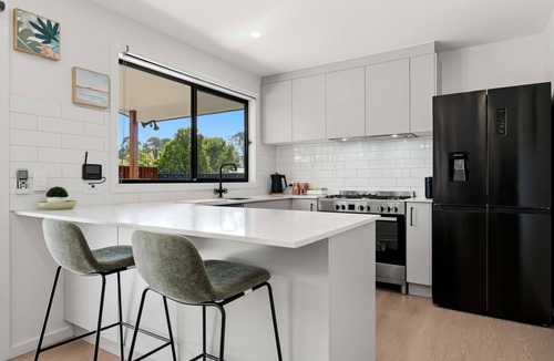 Sanctuary Point House | Pool Side Point Oasis by Book Jervis Bay - Plunge Pool