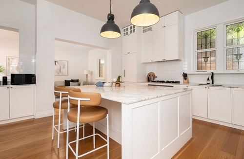 St Kilda House | Poolside at Kindrogan - St Kilda