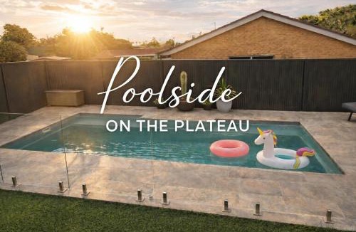 Wollongbar House | Poolside on the Plateau